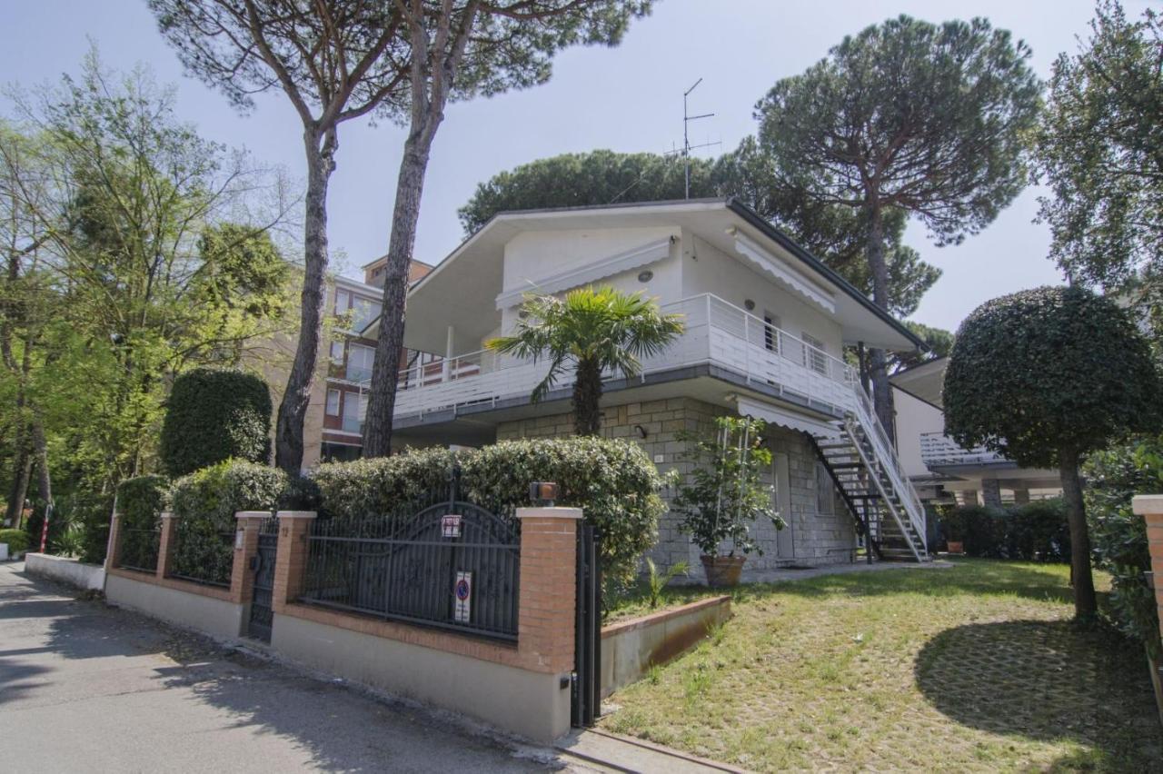 Appartamenti Federica Milano Marittima Exterior foto